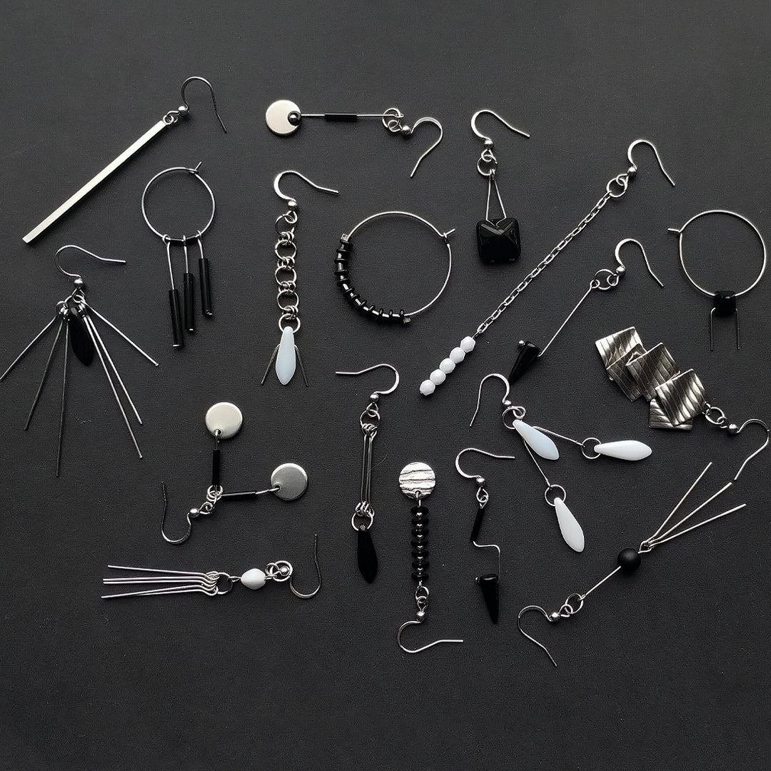 Monohromatske minđuše